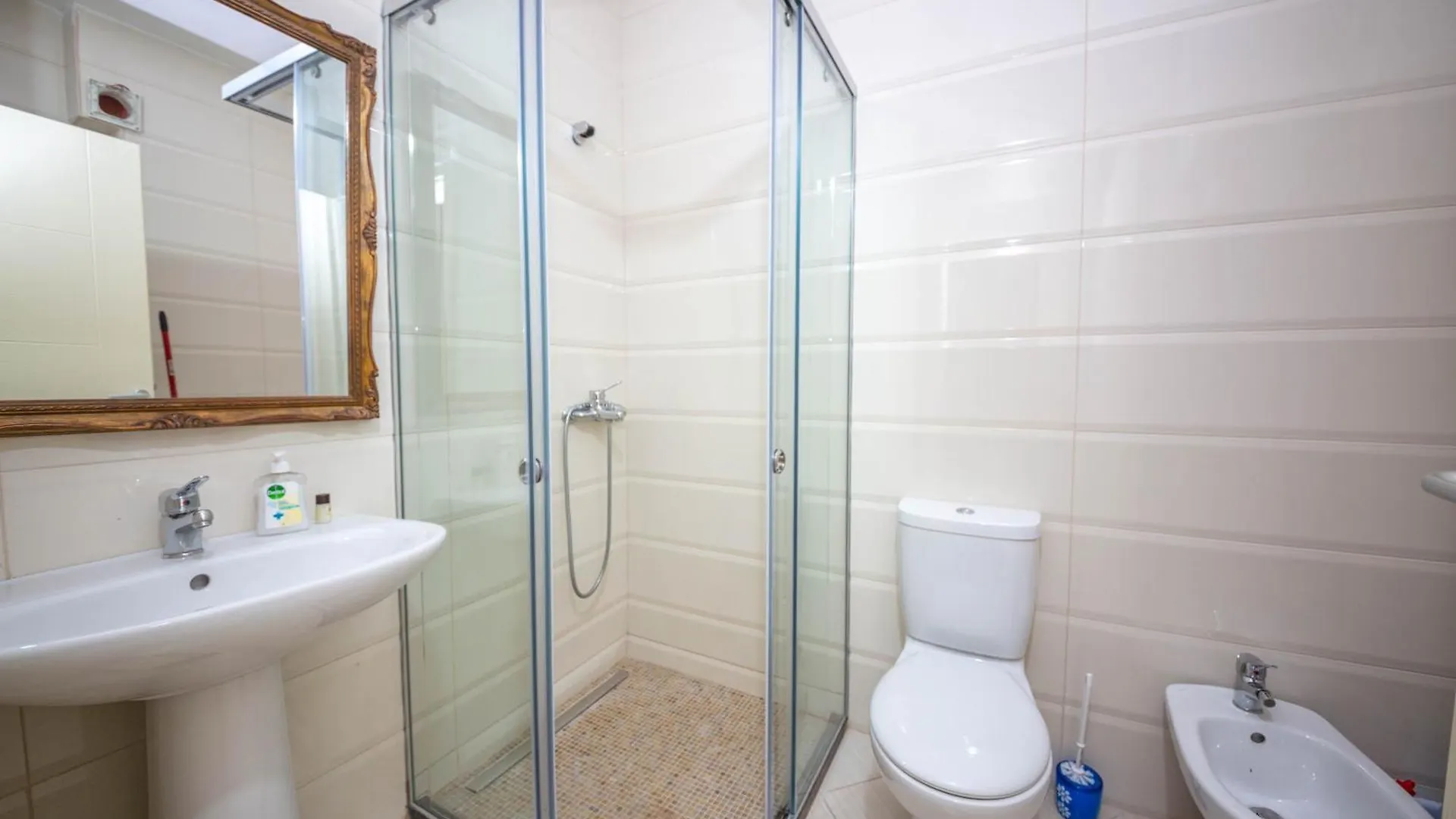 San Saena Apartment Vlore